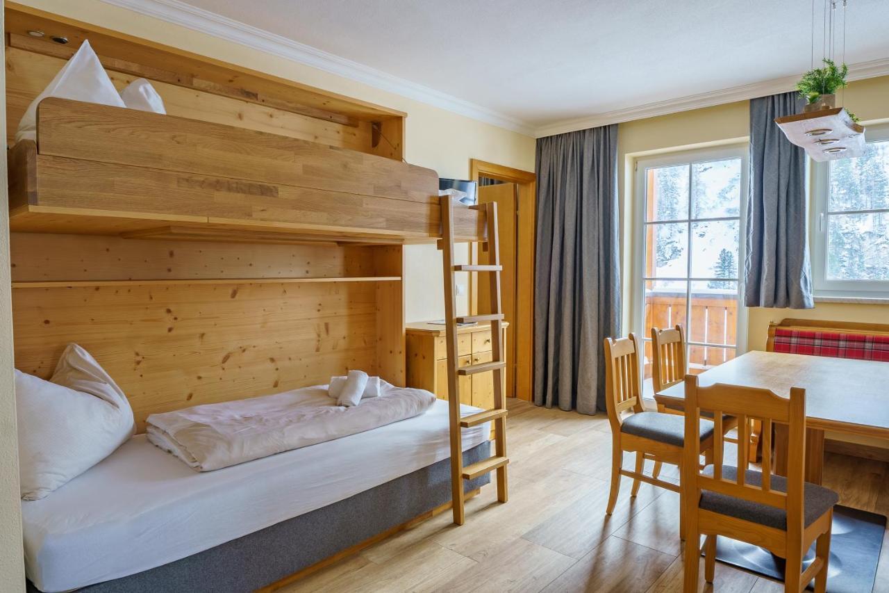 Hubertus Alpine Living Aparthotel Obertauern Exterior photo