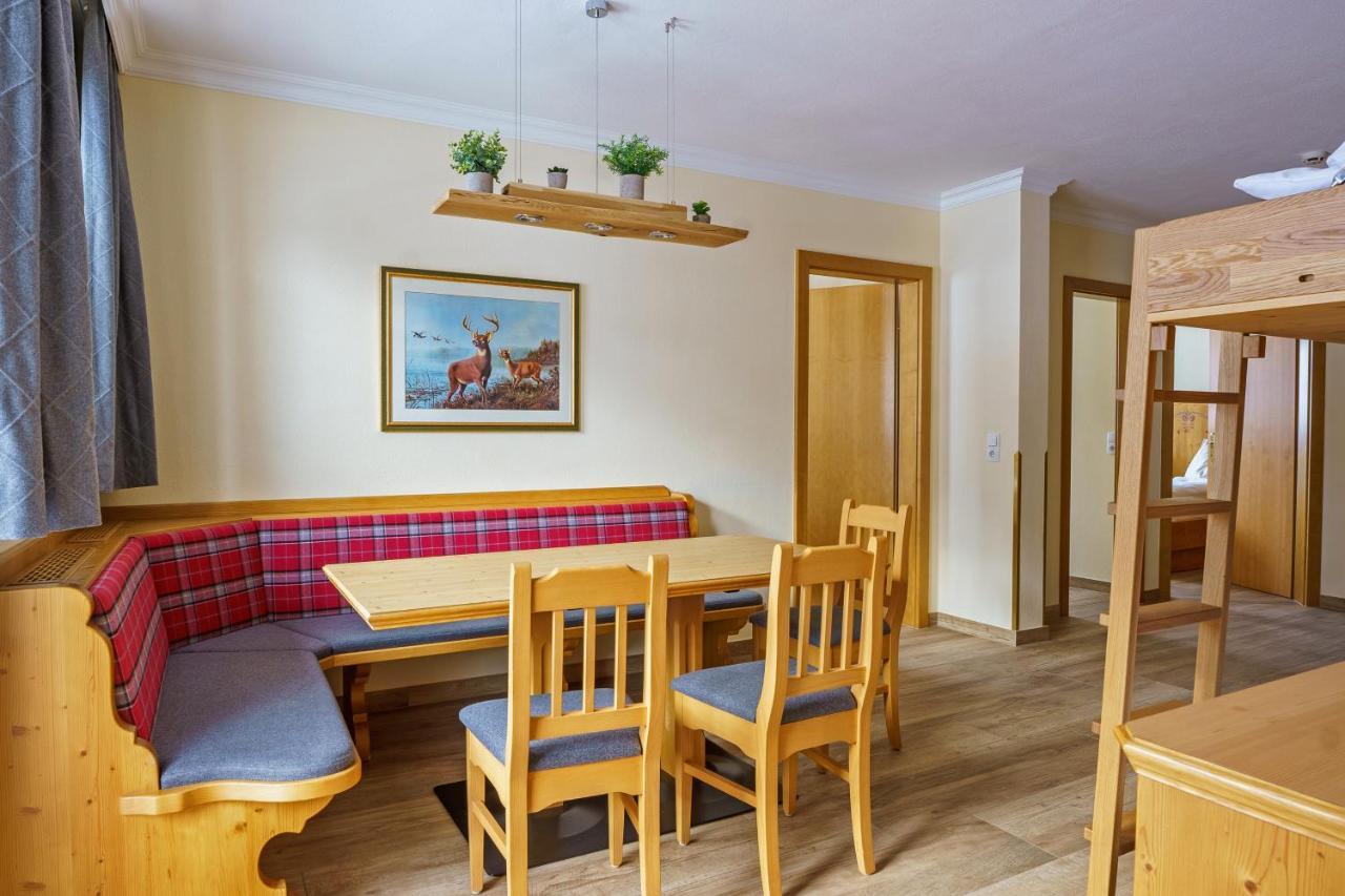 Hubertus Alpine Living Aparthotel Obertauern Exterior photo