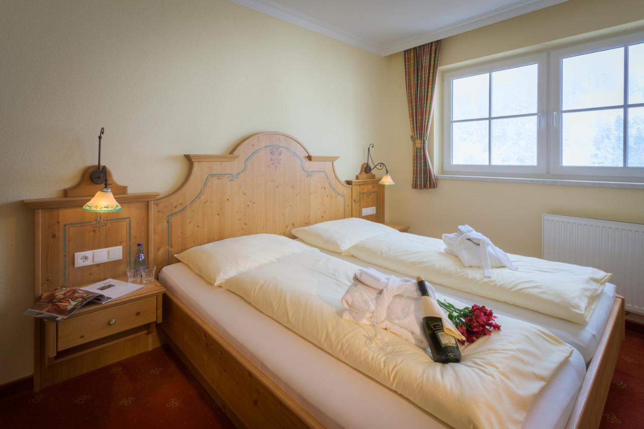 Hubertus Alpine Living Aparthotel Obertauern Exterior photo